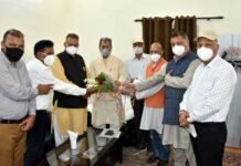 जल्द दूर होंगी पेंशन संबंधी विसंगतियां, पेंशनर संगठन’ ने कैबिनेट मंत्री गणेश जोशी के नेतृत्व में मुख्यमंत्री से की मुलाकात Pension related discrepancies