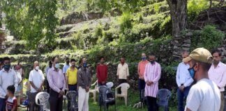 कोरोना से दिवंगत हुए शिक्षक अनिल चौहान को शिक्षकों एवं क्षेत्रीय जनता ने दी भावभीनी श्रद्धांजलि