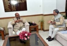 सीएम तीरथ सिंह रावत ने केंद्रीय कृषि मंत्री नरेंद्र सिंह तोमर से की भेंट, आर्गेनिक स्टेट बनेगा उत्तराखंड cm-tirath-with-union-minister-narendra-tomar