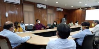 उत्तराखंड : मुख्य सचिव ने कोविड की सम्भावित तीसरी लहर की तैयारियों को लेकर बैठक में अधिकारियों को 40 हजार टेस्ट प्रतिदिन का टारगेट पूरा करने के दिए निर्देश cs-uttarakhand