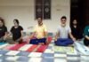 अंतर्राष्ट्रीय योग दिवस : घर में रहकर ऑनलाइन मनाएं योग दिवस, कोरोना के चलते सामूहिक कार्यक्रमों पर रहेगी रोक celebrate-yoga-at-home