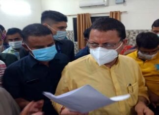 अनिवार्य स्थानांतरण समर्थक मंच उत्तराखंड के पदाधिकारियों ने मुख्यमंत्री से की भेंट