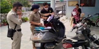 पौड़ी जनपद में पुलिस द्वारा चलाया जा रहा बाहरी मजदूरों/ किरायेदारों का सत्यापन अभियान Verification campaign of outside laborers / tenants being run by police in Pauri district