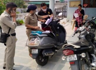 पौड़ी जनपद में पुलिस द्वारा चलाया जा रहा बाहरी मजदूरों/ किरायेदारों का सत्यापन अभियान Verification campaign of outside laborers / tenants being run by police in Pauri district