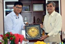 डॉक्टर्स डे पर डॉ. हेम चन्द्र पांडे को प्रथम “उत्तराखण्ड चिकित्सा रत्न” सम्मान Uttarakhand Medical Ratna award to Dr. Hem Chandra Pandey