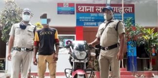 पौड़ी जनपद पुलिस ने मात्र दो घण्टे में मोटर साईकिल चोरी करने वाले अभियुक्तों को किया गिरफ्तार accused of motor cycle theft