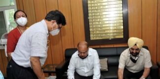उत्तराखंड: सुखबीर सिंह संधू ने संभाला मुख्य सचिव का कार्यभार, रोजगार बढ़ाने पर दिया जाएगा जोर Uttarakhand new chief secretary Sukhbir Singh Sandhu