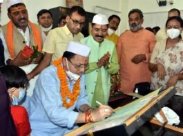 मुख्यमंत्री पुष्कर सिंह धामी ने सचिवालय में पूजा अर्चना कर विधिवत कार्य किया आरंभ cm-dhami-starts-working