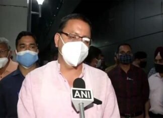 उत्तराखंड : RT-PCR रिपोर्ट की अनिवार्यता होगी खत्म, बाहरी राज्यों से आने वालों को राहत देने की तैयारी cm-dhami