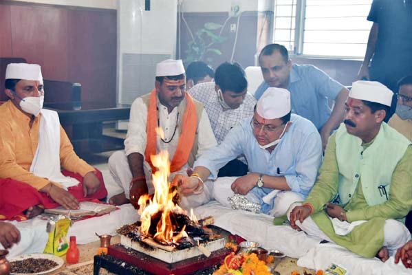 cm-dhami-starts-working