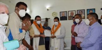 मुख्यमंत्री ने की कोविड-19 से प्रभावित पर्यटन और चार धाम यात्रा से संबंधित गतिविधियों से जुड़े लोगों के लिए 200 करोड़ के राहत पैकेज की घोषणा cm-pushkar-dhami-uttarakhand