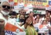 देहरादून में फोन जासूसी को लेकर प्रदर्शन कर रहे कई कांग्रेसी नेता अरेस्ट, बाद में किए रिहा congress-protest