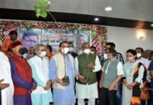 हरेला पर्व को धूमधाम से मनाएगी धामी सरकार, मुख्यमंत्री ने विधायको को दिए पौधे harela