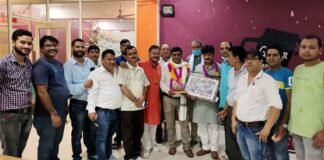 श्रीनगर गढ़वाल : पुरानी पेंशन बहाली मोर्चा ने श्रीकृष्ण उनियाल का किया सम्मान old-pension-restoration-frunt
