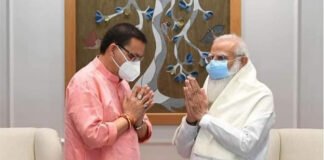 पीएम मोदी ने युवा मुख्यमंत्री में भरा जोश तो धामी को भी हुआ ‘सुखद एहसास’ pm-modi-with-cm-dhami