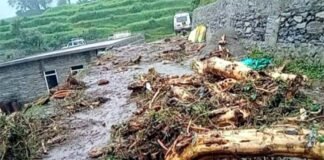 उत्तराखंड : इस गाँव में बारिश ने मचाई भारी तबाही, लोगों ने भाग कर बचाई जान rain-caused-great-destructiv