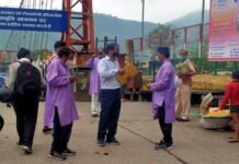 हास्य और व्यंग के माध्यम से बताया गया कोविड वैक्सीनेशन का महत्व, कोरोना संक्रमण से रोकथाम एवं बचाव