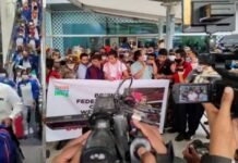 WELCOME CHAMPS: टोक्यो से लौटे चैंपियंस का विश्व विजेता जैसा स्वागत, एक झलक पाने के लिए उमड़े लोग Champions-returned-from-Tokyo