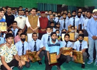 उत्तराखंड में 8 से 14 साल तक के 3900 खिलाड़ियों को हर महीने मिलेगी 1500 रुपए की छात्रवृति, देखें किस आधार पर होगा चयन 8 to 14 years old players will get scholarship