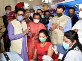 उत्तराखंड : मुख्यमंत्री पुष्कर सिंह धामी ने किया मेगा वैक्सीनैशन कैम्प का शुभारंभ