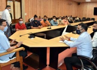 पुरानी पेंशन बहाली संयुक्त मोर्चा के पदाधिकारियों ने मुख्यमंत्री धामी से की मुलाकात, 25 अगस्त को विधानसभा कूच का कार्यक्रम किया स्थगित Old Pension Restoration United Front officials met Chief Minister Dhami,