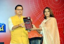 मुख्यमंत्री ने शहीद सैनिकों के परिजनों, कोरोना से बचाव में सहयोग करने वाली संस्थाओं को किया सम्मानित