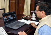 सीएम धामी ने टोक्यो ओलंपिक में प्रतिभाग करने वाली भारतीय हॉकी खिलाड़ी वंदना कटारिया सहित सभी खिलाड़ियों से वर्तुअल संवाद कर दी बधाई