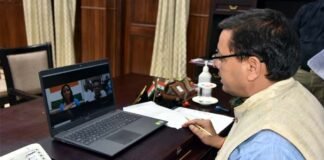 सीएम धामी ने टोक्यो ओलंपिक में प्रतिभाग करने वाली भारतीय हॉकी खिलाड़ी वंदना कटारिया सहित सभी खिलाड़ियों से वर्तुअल संवाद कर दी बधाई