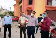 पौड़ी : कूड़ेदान के बाहर फैले कूड़े को लेकर डीएम ने जताई कड़ी नाराजगी, संबंधित अधिकारी को किया तलब DM expressed displeasure over the garbage spread outside the dustbin in Pauri