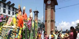 भाईचारे की मिसाल : जन्माष्टमी पर श्रीनगर के लालचौक पर निकाली गई शोभायात्रा में मुस्लिम भी शामिल हुए lal chowk kashmir shri krishna jhanki