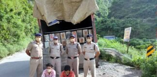 सतपुली : 312 टिन अवैध लीसे के साथ 02 अभियुक्त गिरफ्तार lisa-taskar