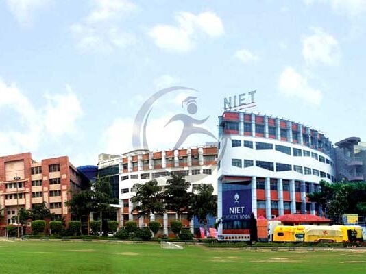 विद्यार्थियों को ऑनलाइन पाठ्यक्रमों से जोड़ने के लिए एनआईईटी ने कोर्सेरा के साथ किया गठबंधन, ऑनलाइन शिक्षण का खर्च उठाएगा संस्थान niet-greater-noida