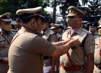 स्वतंत्रता दिवस पर डीजीपी उत्तराखंड ने सतपुली थानाध्यक्ष सन्तोष पैथवाल सहित कई पुलिसकर्मियों को किया सम्मानित santosh paithwal sho satpuli