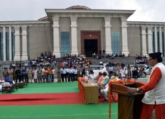 गैरसैंण विधानसभा परिसर में ध्वजारोहण के बाद बोले सीएम धामी, ग्रीष्मकालीन राजधानी का स्थाई विकास करना हमारी पहली प्राथमिकता gairsain-summer-capital-uttarakhand
