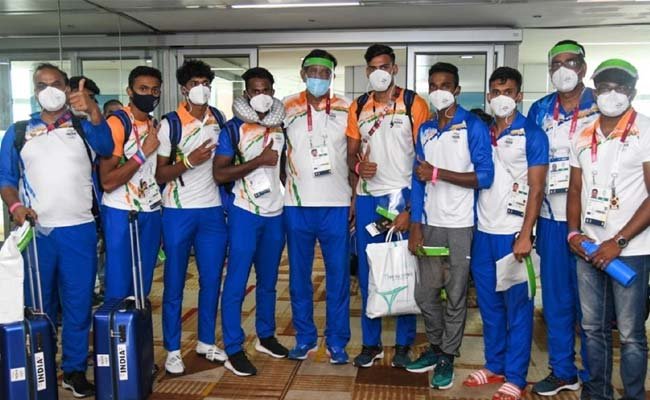 Champions-returned-from-Tokyo