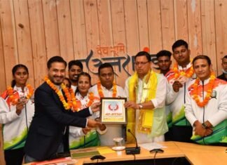 एशियन जु-जित्सु चैंपियनशिप से पदक जीतकर लौटे उत्तराखंड के खिलाड़ियों को सीएम धामी ने किया सम्मानित Asian Ju-Jitsu Championship