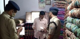 सतपुली पुलिस द्वारा घर-घर जाकर चलाया गया सत्यापन अभियान Door to door verification campaign