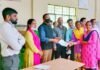 विकासखण्ड पोखड़ा में सीडीओ प्रशान्त आर्य की अध्यक्षता में आयोजित स्वरोजगार कैम्प में 11 स्वयं सहायता समूहों को दिए गए 46 लाख के सीसीएल ऋण स्वीकृति पत्र Self employment camp