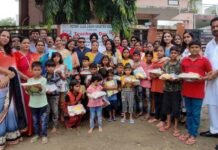 शिक्षक दिवस पर शिक्षिकाओं को किया सम्मानित Teacher's Day