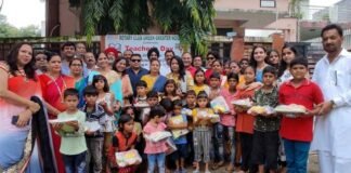 शिक्षक दिवस पर शिक्षिकाओं को किया सम्मानित Teacher's Day