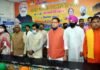 अनुशासन का पाठ : त्रिवेंद्र-हरक में जुबानी जंग पर प्रभारियों ने ‘मिशन 22’ के लिए एकजुटता की दी नसीहत On the verbal war in Trivendra-Harak, the in-charge advised solidarity for 'Mission 22'