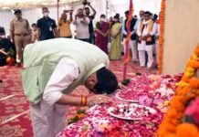 मुख्यमंत्री पुष्कर सिंह धामी ने खटीमा में शहीद राज्य आंदोलनकारियों को श्रद्धांजलि दी cm-dhami-at-khatima