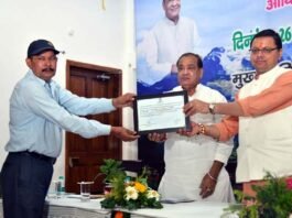 मुख्यमंत्री ने परिवहन क्षेत्र के व्यवसायों, चालक, परिचालक, क्लीनर के लिए किया कोविड राहत पैकेज का शुभारम्भ Kovid relief package for the transport sector