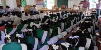 पौड़ी जनपद पुलिस द्वारा ग्रामीण क्षेत्र में जाकर महिलाओं व छात्र-छात्राओं को किया जागरूक girls-awareness-program