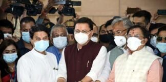 उत्तराखंड में 7 नई हेली सेवाओं का शुभारंभ : सीएम पुष्कर सिंह धामी और केंद्रीय नागरिक उड्डयन मंत्री ज्योतिरादित्य सिंधिया ने जौलीग्रान्ट एयरपोर्ट से किया फ्लैग ऑफ 7 new heli services launched in Uttarakhand