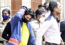 ड्रग्स केस में पकड़े शाहरुख खान के बेटे आर्यन को 7 अक्टूबर तक एनसीबी की हिरासत में भेजा आर्यन Aaryan Khan