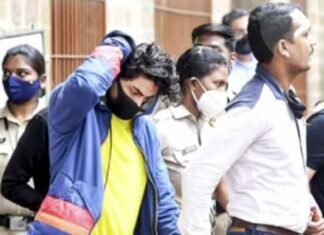 ड्रग्स केस में पकड़े शाहरुख खान के बेटे आर्यन को 7 अक्टूबर तक एनसीबी की हिरासत में भेजा आर्यन Aaryan Khan