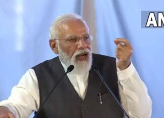 देवभूमि उत्तराखंड पहुंचे प्रधानमंत्री नरेन्द्र मोदी, ऋषिकेश में आक्सीजन प्लांट का किया उद्घाटन PM Modi inaugurates oxygen plant in Rishikesh