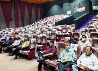 ग्रेटर नोएडा : वायु प्रदूषण रोकने के लिए एक्शन में आया प्राधिकरण, आठ जोन में बांटकर प्रदूषण रोकने का खाका किया तैयार air-pollution-plan-greater-noida