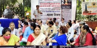 मुजफ्फरनगर गोली कांड के अभियुक्तों को 27 साल बाद भी सजा न दिए जाने के विरोध में उत्तराखण्डियों ने 2 अक्टूबर को संसद की चौखट जंतर-मंतर पर मनाया काला दिवस black-day-uttarakhand-agitator